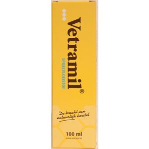 Vetramil Spoelvloeistof. Verpakking: 100ml.